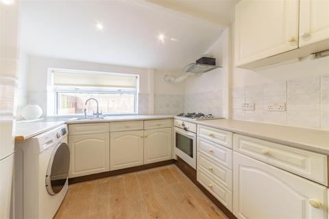 47 West Road, London, E15 3PX