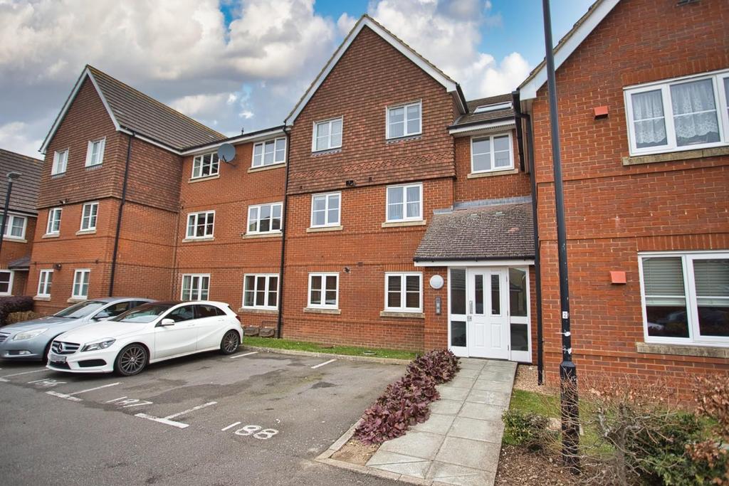 Ardent Road, Whitfield, Dover 2 bed flat - £170,000