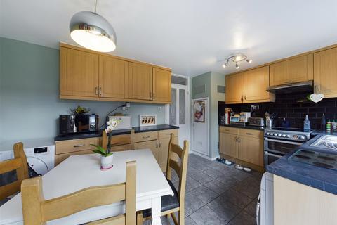 20 Uplands Close, Rochester, ME2 2SW