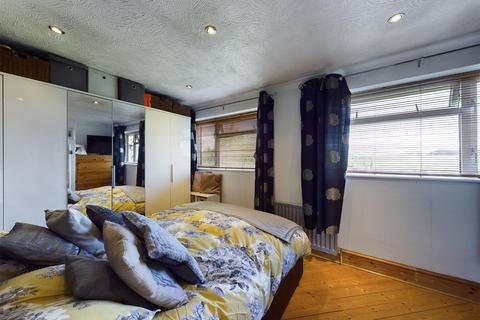 20 Uplands Close, Rochester, ME2 2SW