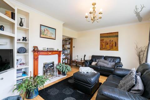 50 Cripsey Avenue, Ongar, CM5 0AU
