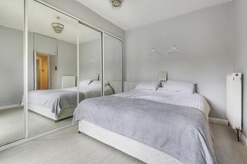 31 Crockham Way, London, SE9 3HD
