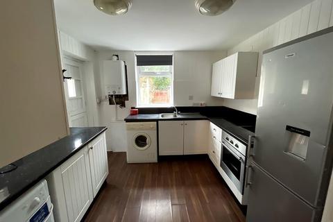 99 Clough Road, Sheffield, S1 4TA