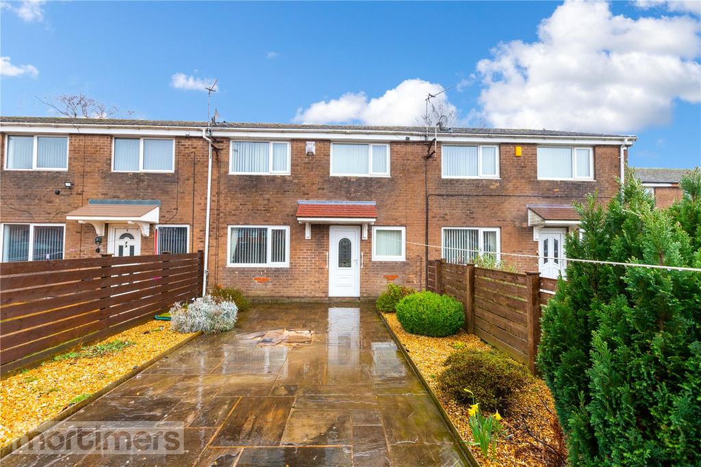 Ambleside Close, Blackburn, BB1 3 bed terraced house £115,000