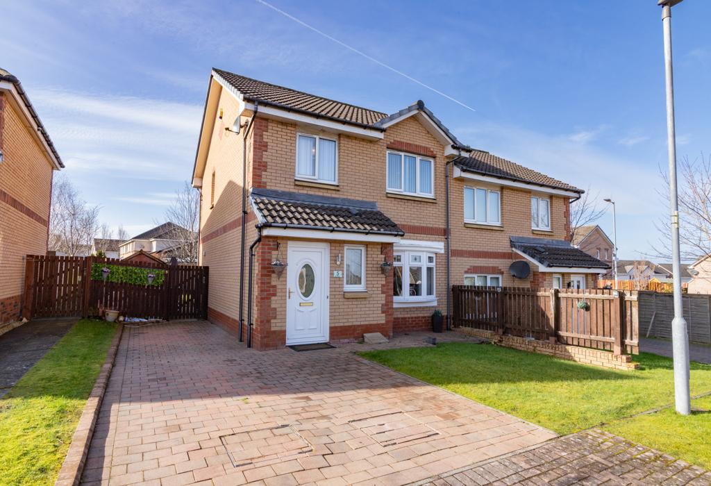 Merry Court, Blantyre, Glasgow, South... 3 bed semidetached house £