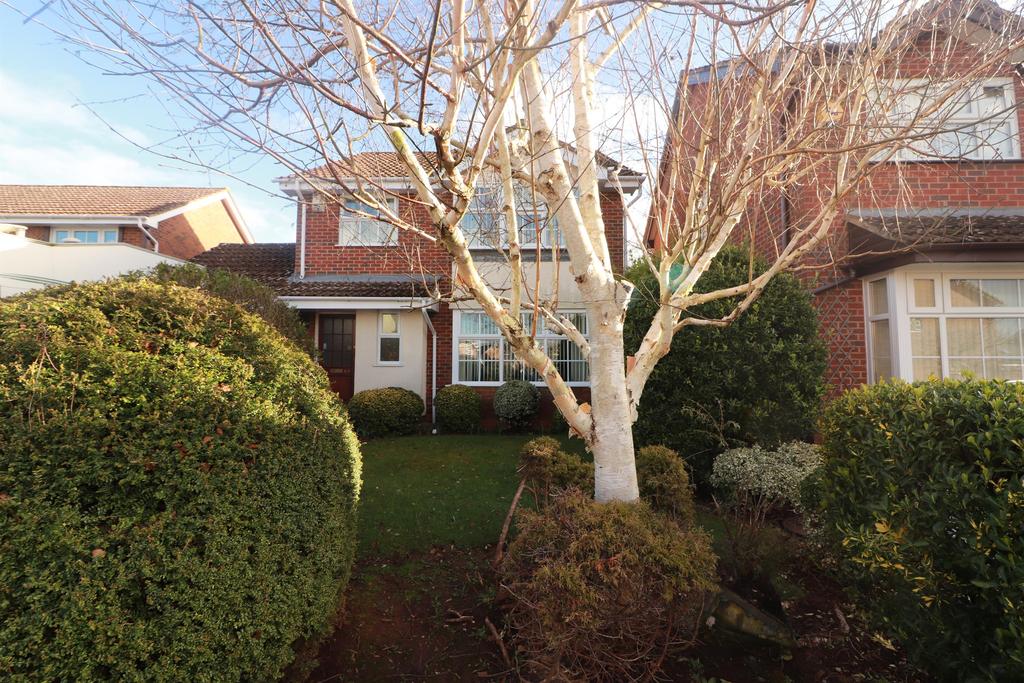 Hudson Close, Yate, Bristol, BS37 4NP 4 bed detached house £450,000