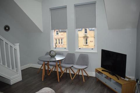 2 bedroom apartment to rent, Hargreaves Road, Liverpool L17