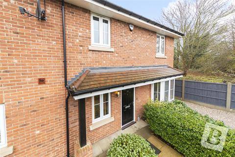 4 bedroom semi-detached house for sale, Whitefield Way, Kelvedon Hatch, Brentwood, Essex, CM15