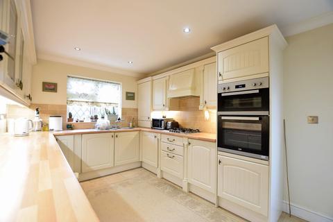 20 Abbigail Gardens, Clacton-on-sea, CO15 6QS