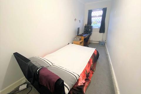 50 Uxbridge Road, Feltham, TW13 5ED