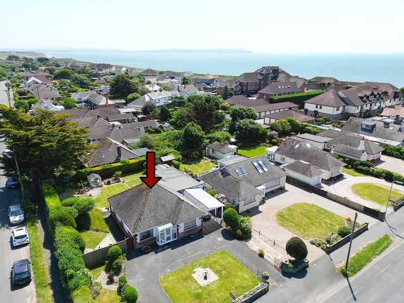 Barton Court Avenue, Barton On Sea, Hampshire. BH25 7EY 3 bed detached