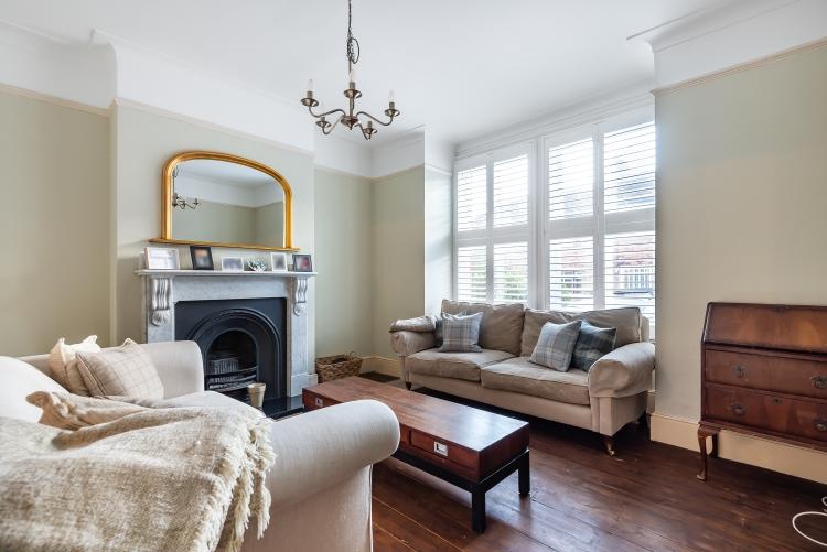 Manor Lane London SE13 4 bed end of terrace house £3,350 pcm (£773 pw)