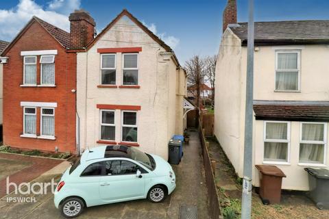 3 bedroom semi-detached house for sale - Bramford Lane, Ipswich