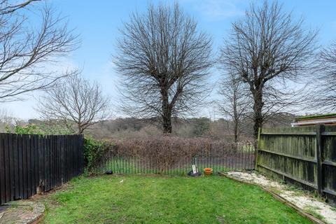 10 Freshfields, Croydon, CR0 7QS