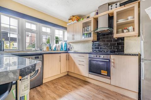 10 Freshfields, Croydon, CR0 7QS