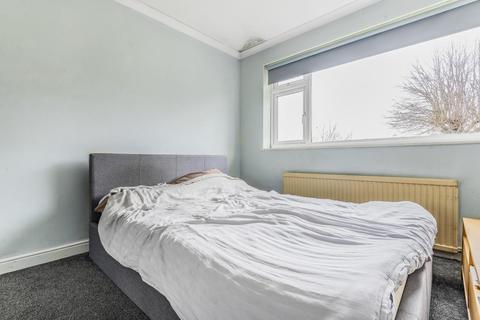 10 Freshfields, Croydon, CR0 7QS