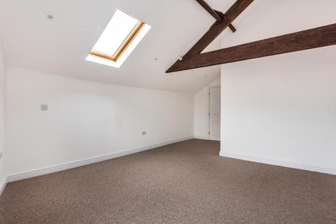 2 bedroom flat for sale - Victoria Arcade,  Llandrindod Wells,  LD1