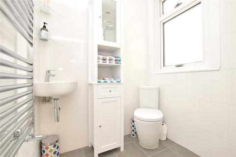 7 Farrance Road, Romford, RM6 6EB