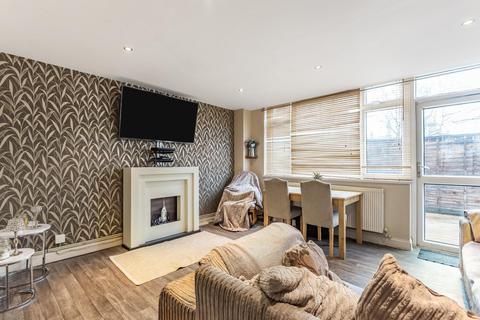 39 Queen Adelaide Road, London, SE20 7DX
