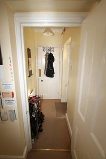 2 bedroom maisonette to rent, Thorold Road, Southampton SO18