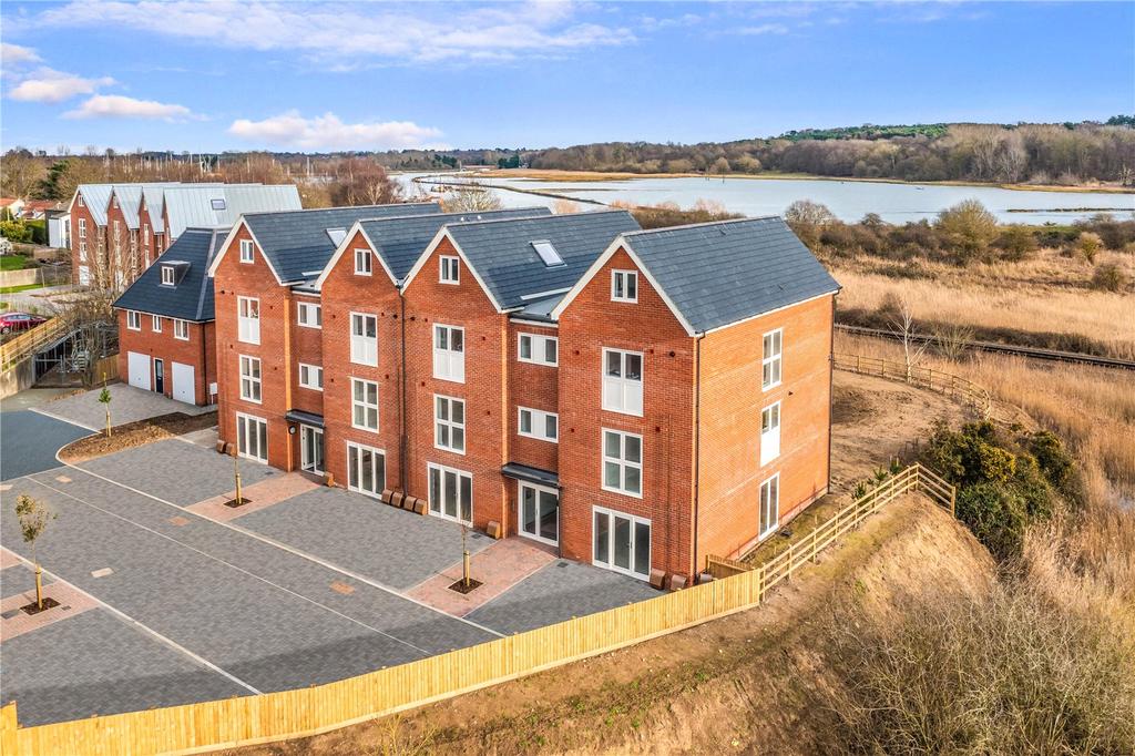 Deben Meadows, Melton Road... 2 bed apartment £350,000