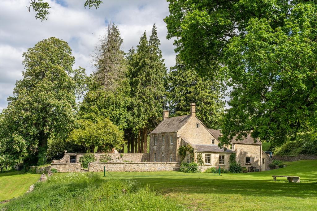 Middle Duntisbourne, Cirencester, GL7. 5 bed detached house - £2,500,000