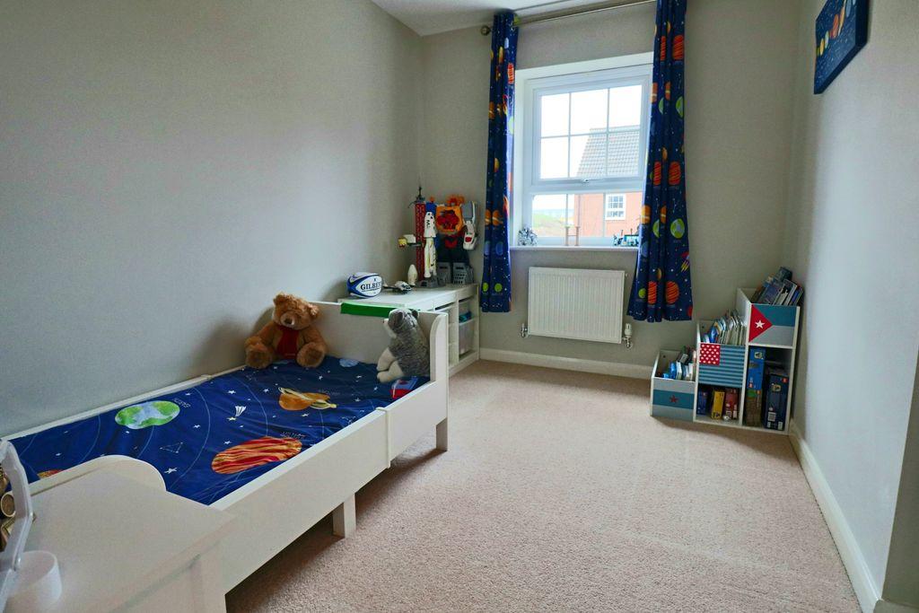Bedroom 4 (Double)