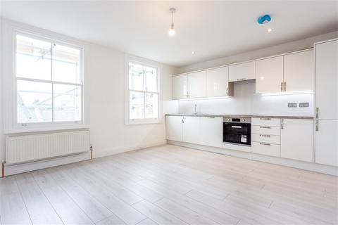 3 bedroom flat to rent, Latimer Road, North Kensington W10