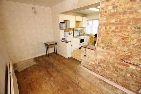 142 Buckland Way, Worcester Park, KT4 8NP