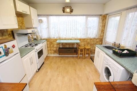 142 Buckland Way, Worcester Park, KT4 8NP