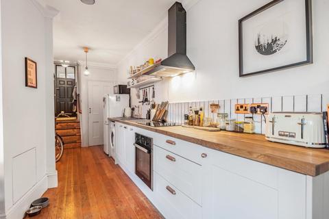 81a Adelaide Avenue, London, SE4 1JY