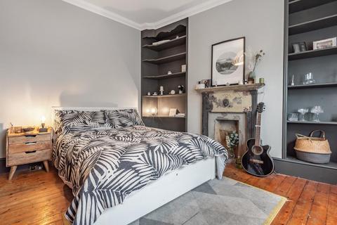 81a Adelaide Avenue, London, SE4 1JY