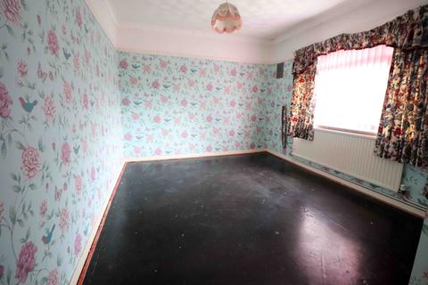 15a Cae Grawn, Gowerton, Swansea, SA4 3BY