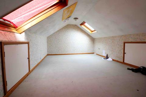 15a Cae Grawn, Gowerton, Swansea, SA4 3BY
