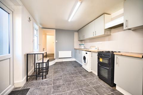 3 bedroom flat to rent, Plashet Grove, Green St, Upton Park, East Ham, London, E6