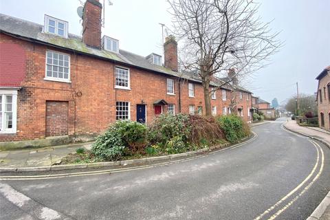 2 bedroom terraced house to rent, Church Street, Dorking, Surrey, RH4