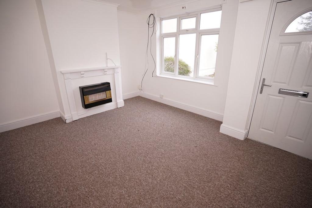 Main Street East Leake LOUGHBOROUGH Leicestershire 2 bed house £675