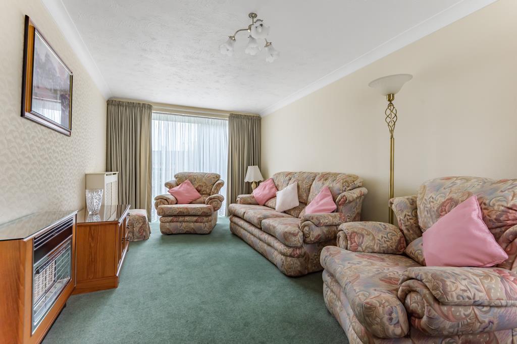 Bullbrook, Bracknell, RG12 3 bed terraced house £385,000