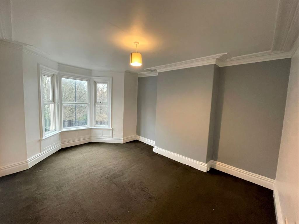 Atkinson Road, Benwell, NewcastleuponTyne, NE4 3 bed flat £525 pcm