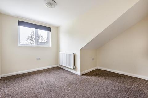 2 Windsor Road, Sunbury-on-thames, TW16 7RD