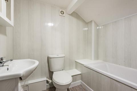 2 Windsor Road, Sunbury-on-thames, TW16 7RD