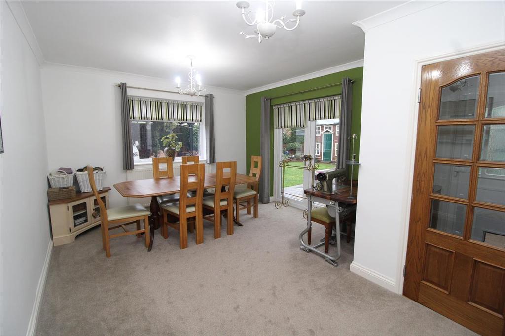 Middleton Road, Newark 3 bed semidetached house £240,000