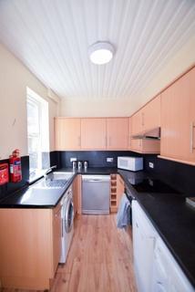 4 bedroom terraced house to rent, 17 Penrhyn Road, Hunters Bar