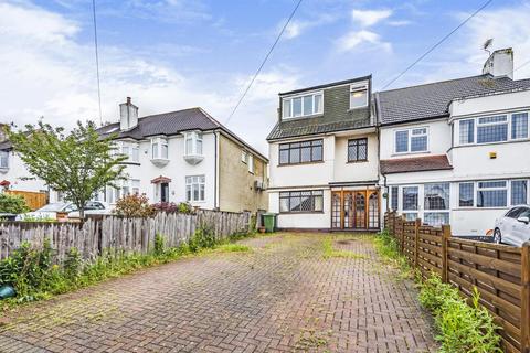 242 Wickham Chase, West Wickham, BR4 0BS