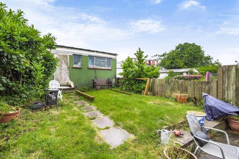 242 Wickham Chase, West Wickham, BR4 0BS