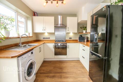 6 Ascot Road, Thornton-cleveleys, FY5 5HN