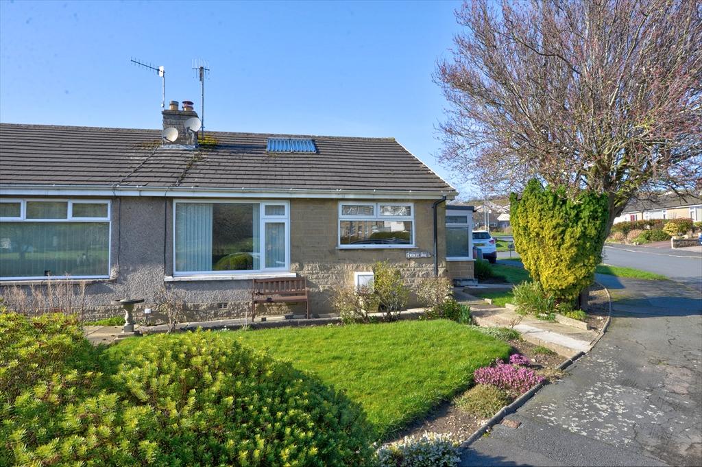 Ings Drive, Bradley, BD20 2 bed bungalow £850 pcm (£196 pw)