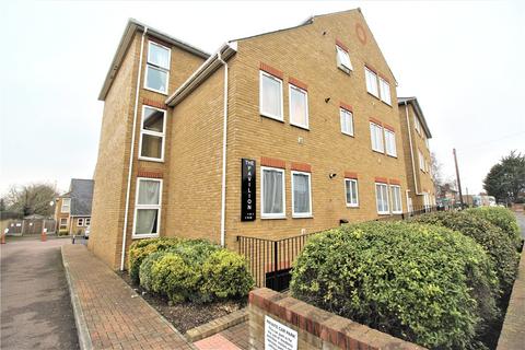 2 bedroom apartment to rent, Wrotham Road, Gravesend, DA11