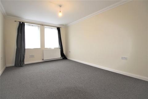 2 bedroom apartment to rent, Wrotham Road, Gravesend, DA11