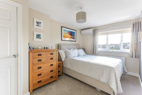 46 Derwent Drive, Hereford, HR4 9PS